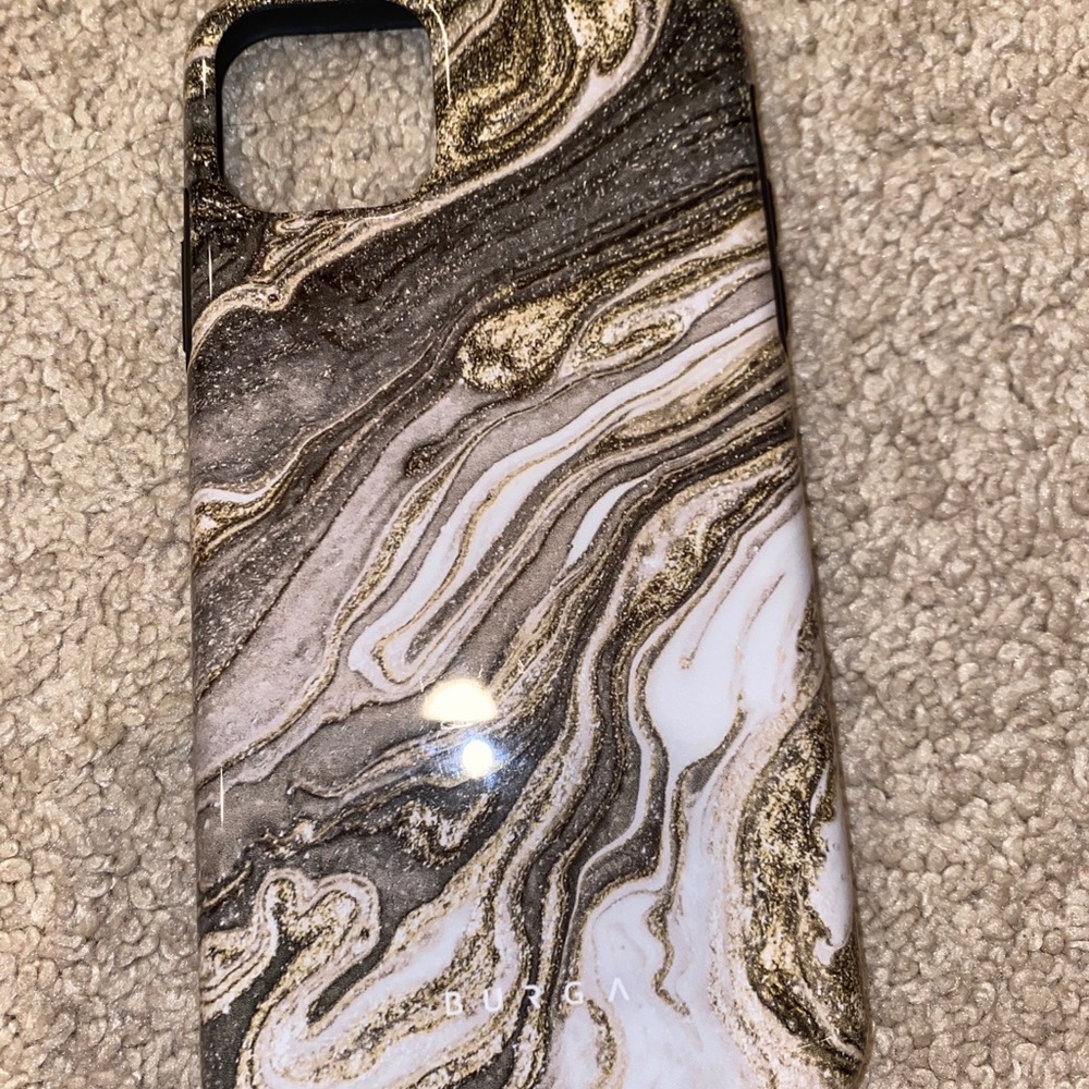 iPhone 11 max pro case